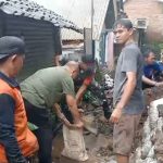 Babinsa Kotalama Bantu Evakuasi Tanah Longsor di Wilayah Binaan