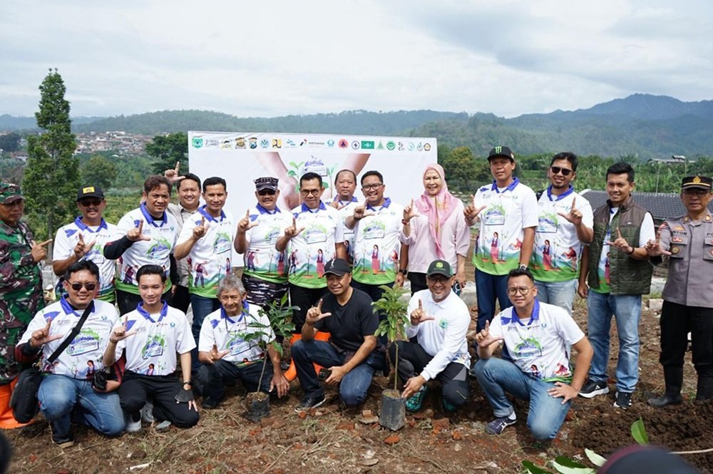 Bersama Pemkot Batu, Pertamina Patra Niaga Turunkan Emisi Karbon Dukung Pertamax Green, Dorong Transisi Energi