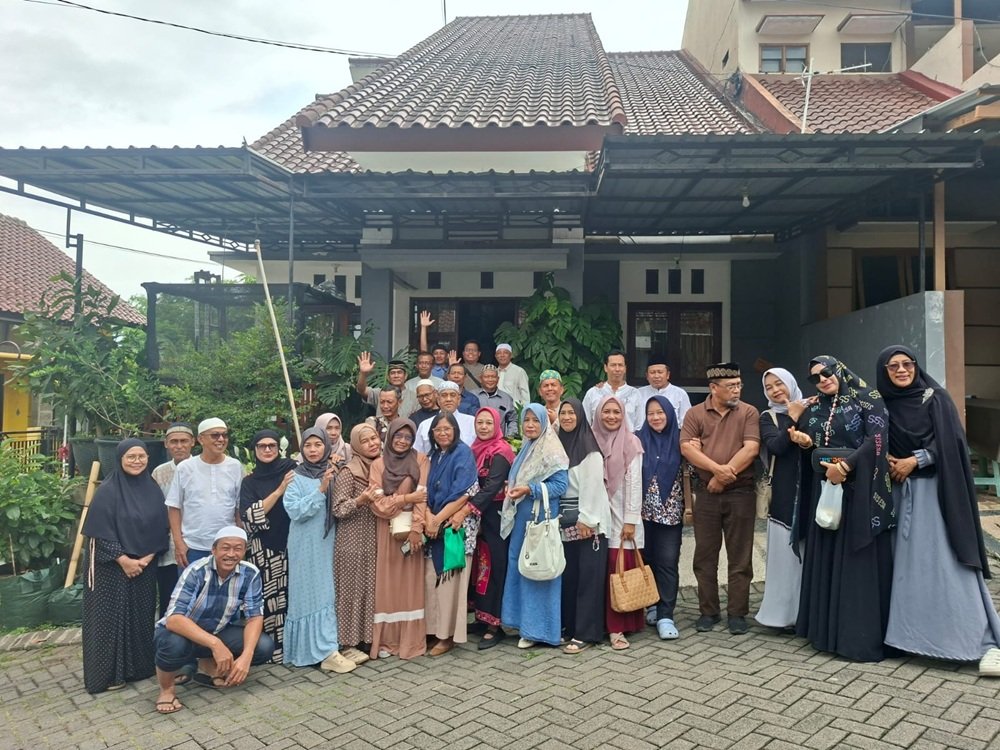 Kumpul Ngaji Alumni SMAi 87" Hadirkan Ustadz Hasyim Azhari Ini Tauziahnya