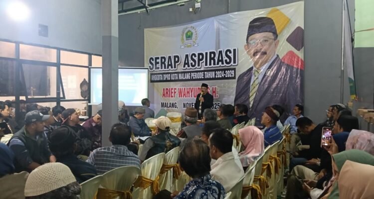 Jadi Sorotan Dewan, Warga Keluhkan Pelayanan Publik di Kelurahan Bareng