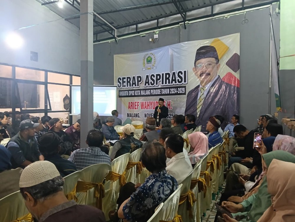 Jadi Sorotan Dewan, Warga Keluhkan Pelayanan Publik di Kelurahan Bareng