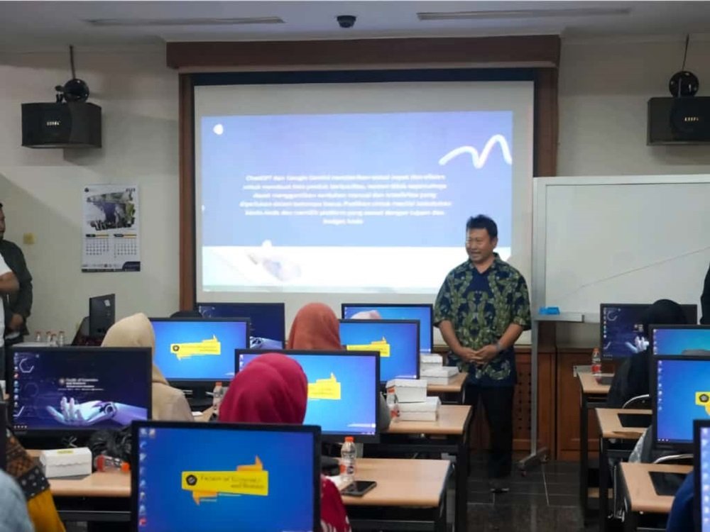 Universitas Brawijaya Dorong Transformasi Digital UMKM Kampung Glintung Melalui Pelatihan Social Media dan Live Commerce