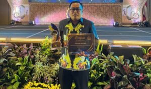 Suryadi, Politisi Muda Berprestasi Kota Malang yang Dianugerahi Penghargaan Tokoh Inspiratif 2025