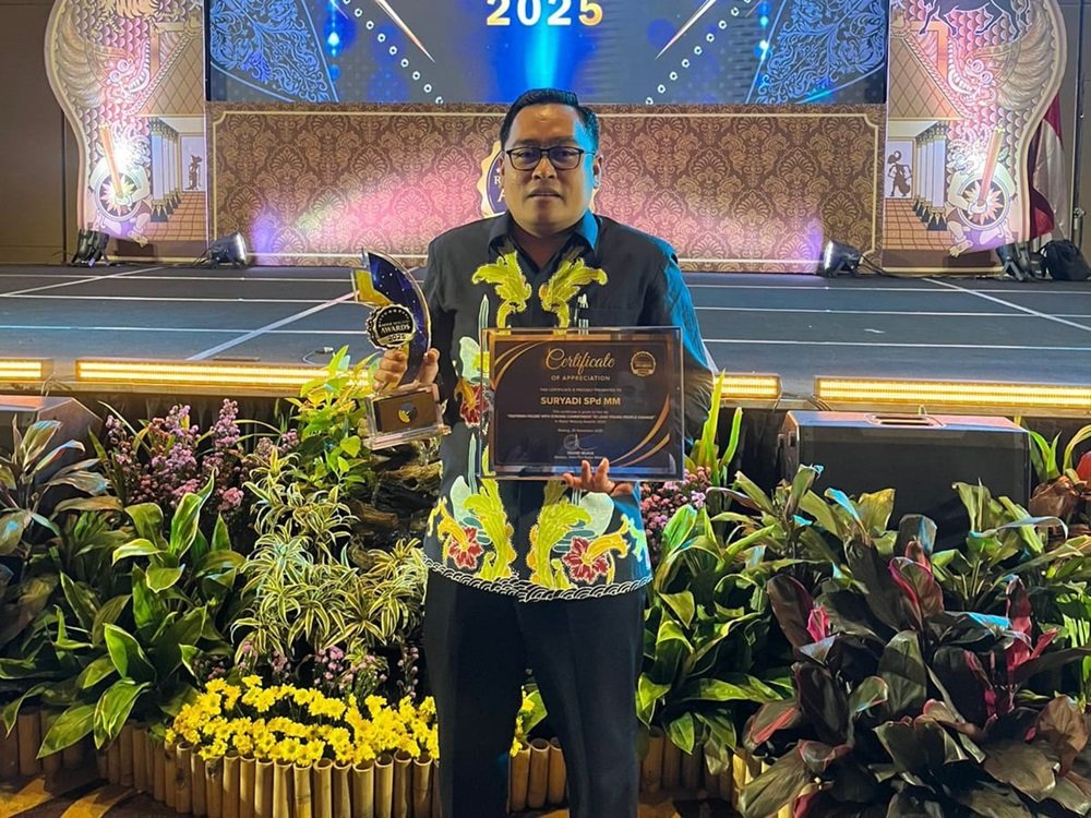Suryadi, Politisi Muda Berprestasi Kota Malang yang Dianugerahi Penghargaan Tokoh Inspiratif 2025