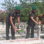 Peringati HUT ke-62 Korem 083/ Baladhika Jaya, Dandim 0833 Kota Malang dan Ketua Persit Laksanakan Ziarah Rombongan di TMP Suropati