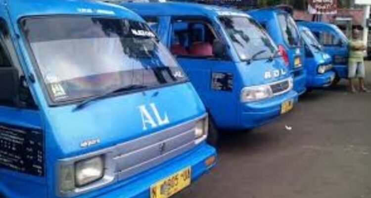 Bis Sekolah Ditiadakan, Pemkot Malang Alihkan ke Mikrolet Gratis Lewat Program BTS Bis Sekolah Ditiadakan, Pemkot Malang Alihkan ke Mikrolet Gratis Lewat Program BTS