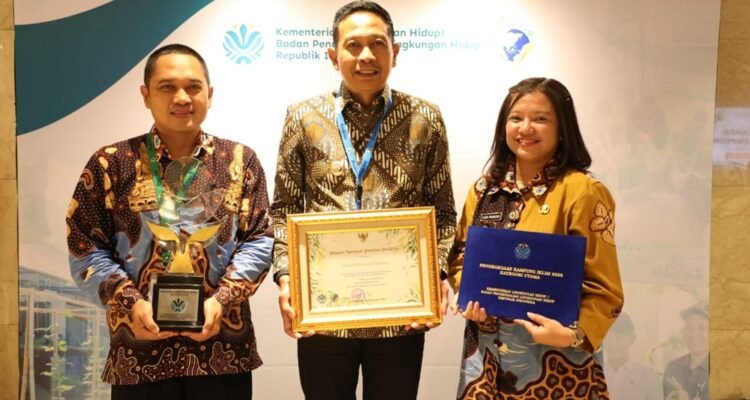 Kota Malang Raih Penghargaan ProKlim 2025, Ini Pesan Wali kota MalangKota Malang Raih Penghargaan ProKlim 2025, Ini Pesan Wali kota Malang Kota Malang Raih Penghargaan ProKlim 2025, Ini Pesan Wali kota Malang