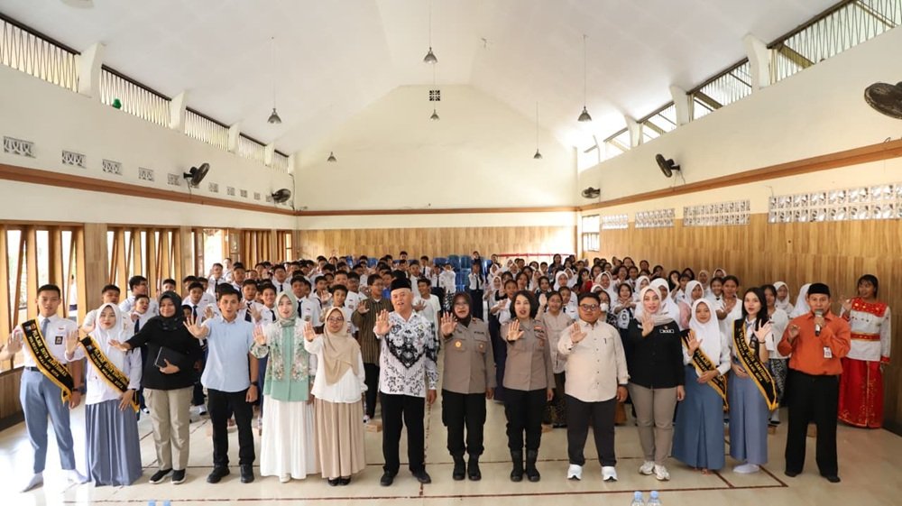 Bullying dan Narkoba Ancam Pelajar, UMM Perkuat Literasi Hukum di Sekolah