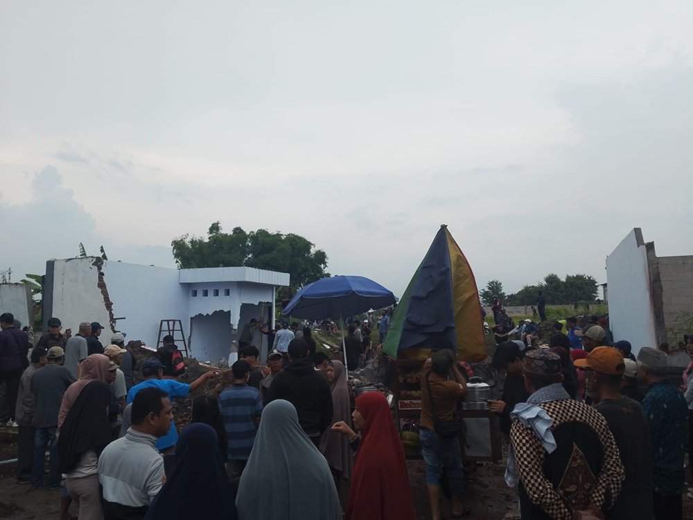 Sengketa Lahan Belum Tuntas, Tembok Griya Shanta Dijebol Massa, APP: Ini Arogansi