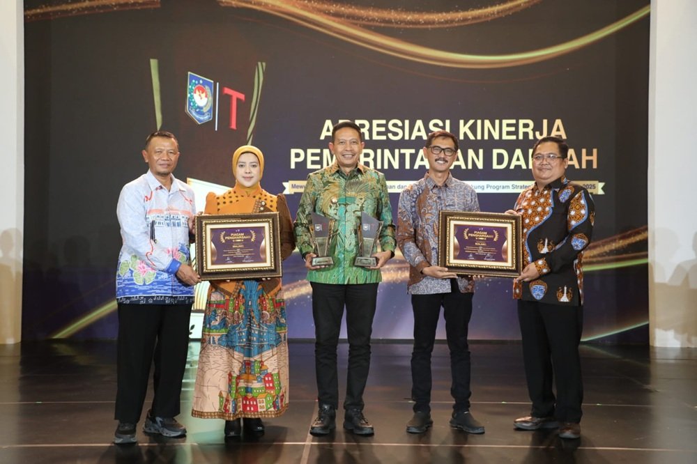 Raih Dua Penghargaan, Kemendagri RI Apresiasi Kinerja Pemkot Malang di Tahun 2025.