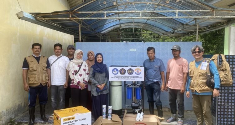 Penjernih Air Portabel UB Berkontribusi dalam Memperkuat Ketahanan Masyarakat Agam Sumatera