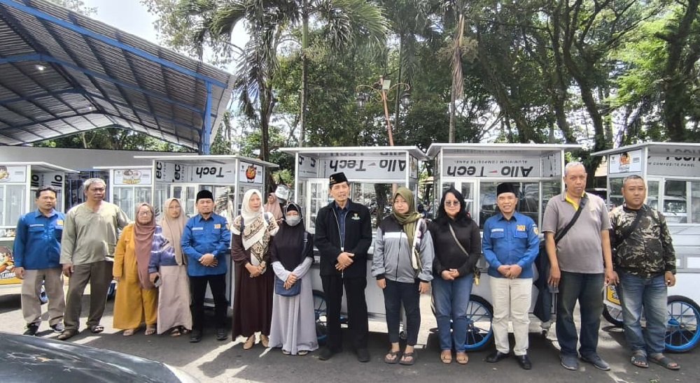 Baznas Kota Malang Salurkan Bantuan Kemanusiaan dan UMKM, 53 Mustahik Terima Manfaat