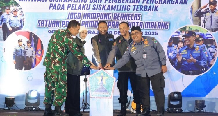 pariwara 17 Perkuat Keamanan Lingkungan, Wali Kota Malang Beri Penghargaan Pemenang Siskamling "Jogo Kampung Berkelas