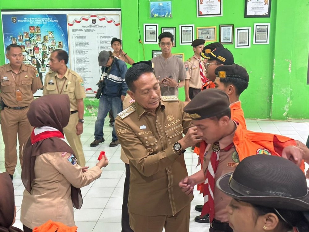 Gerakan Pramuka Kwartir Cabang Kota Malang Lepas 111 Personel PAM Nataru 2025