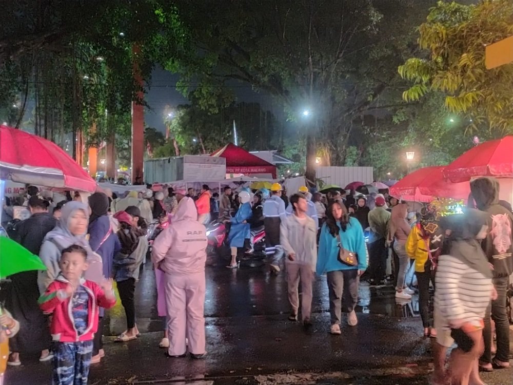 Walikota Malang Resmikan Alun-alun Merdeka Usai Revitalisasi