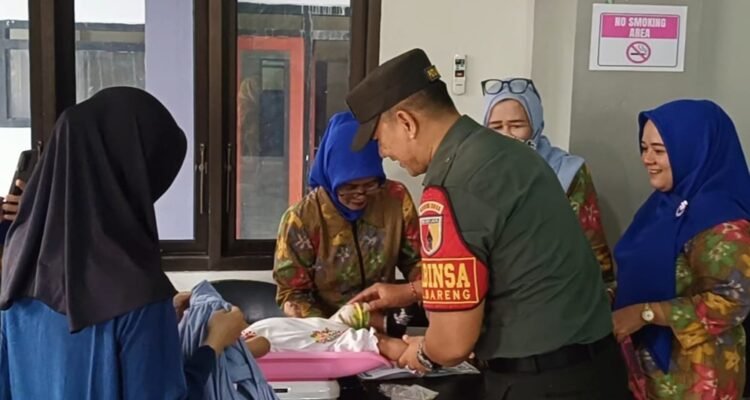 Babinsa Bareng Dampingi Kegiatan Posyandu Balita dan Ibu Hamil