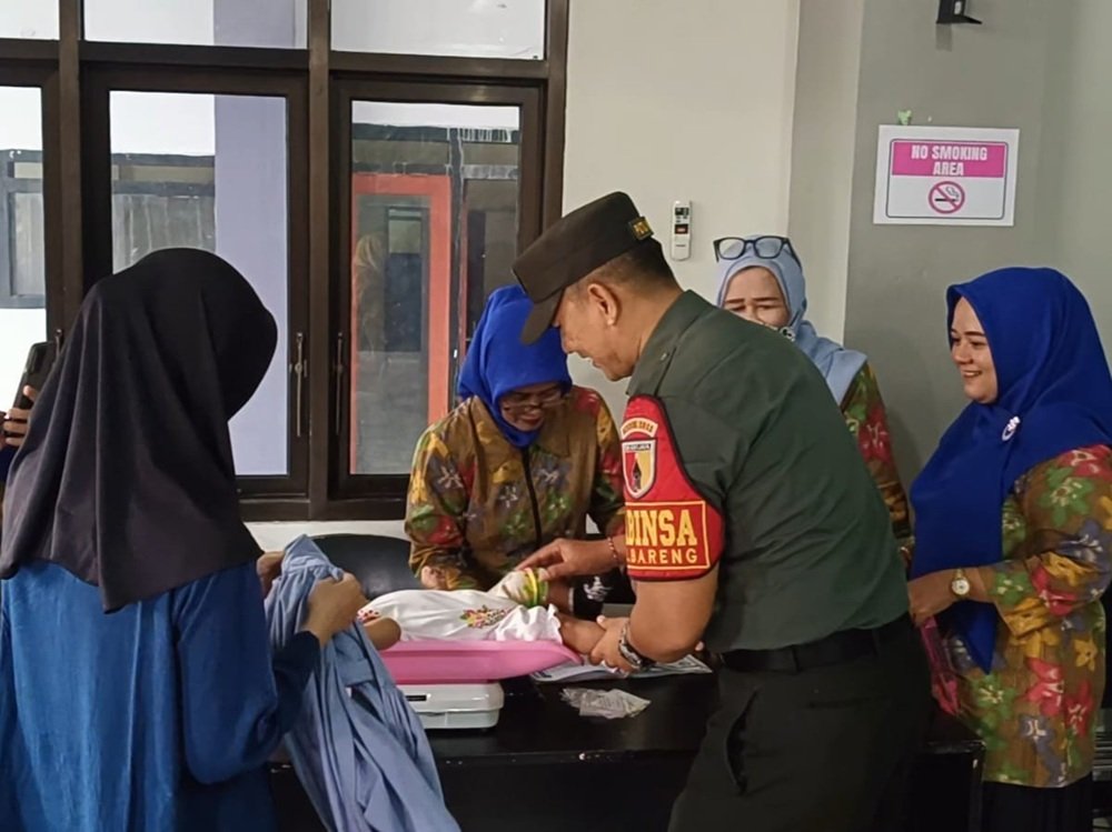 Babinsa Bareng Dampingi Kegiatan Posyandu Balita dan Ibu Hamil
