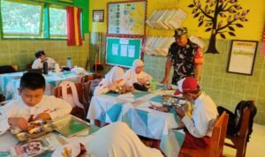 Babinsa Kedungkandang Pastikan Pendistribusian Makan Bergizi Gratis Berjalan Lancar