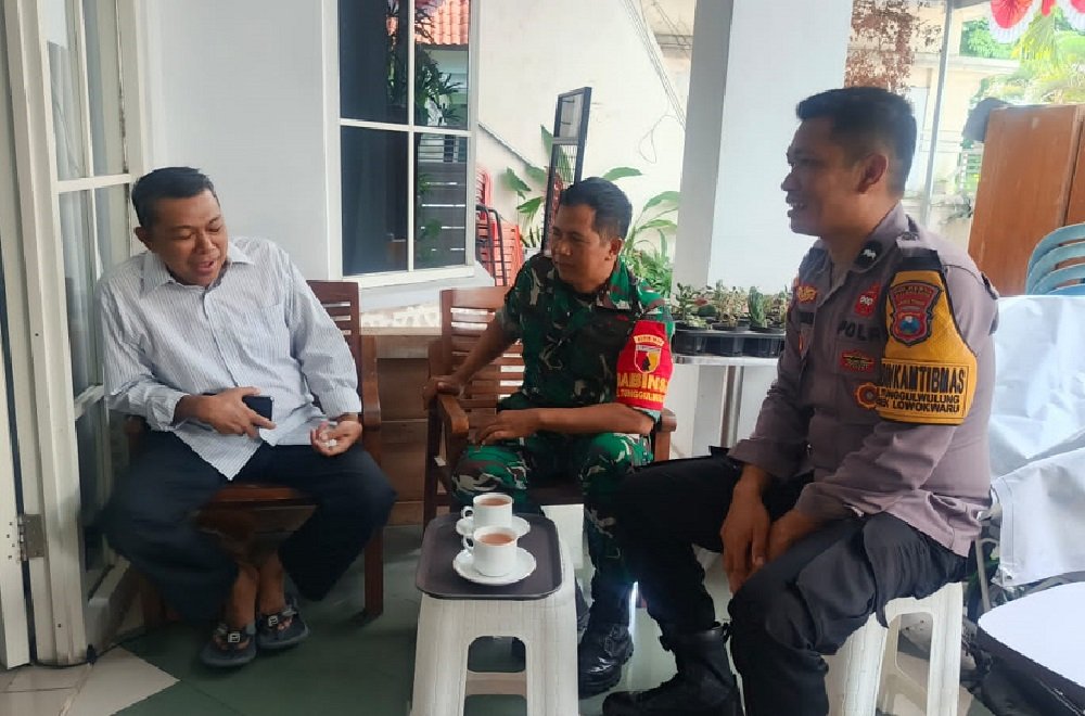 Babinsa Tunggulwulung Pererat Silaturahmi Lewat Komsos dengan Warga