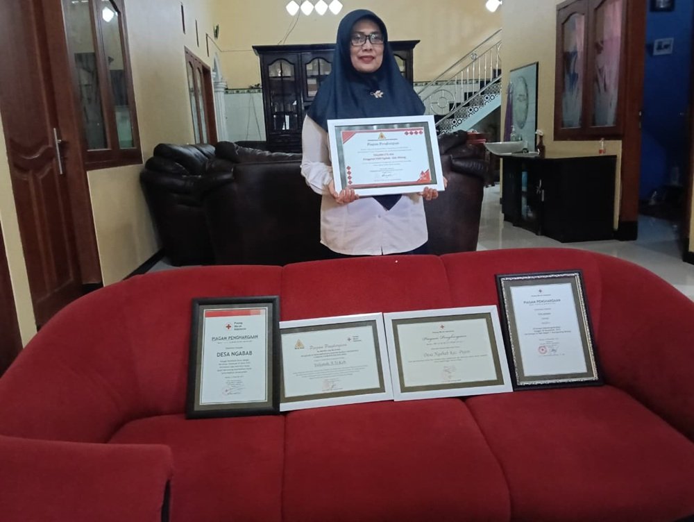 Dua Dekade Mengabdi Tanpa Lelah, Bidan Yuliana Sukses Bangkitkan Gerakan Donor Darah Sukarela di Desa Ngabab