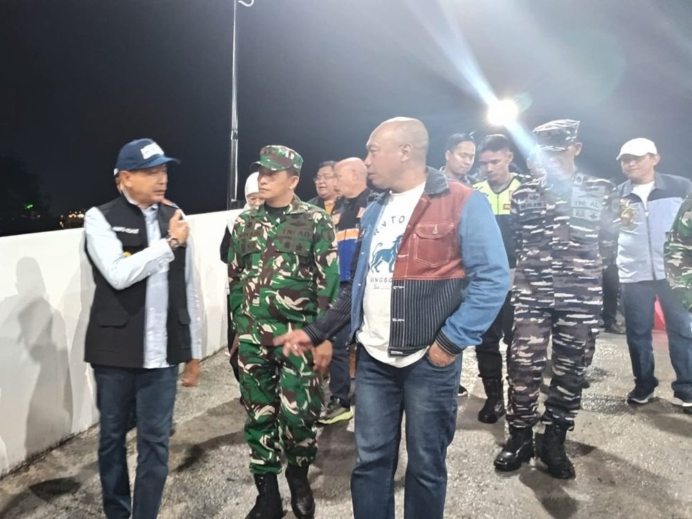 Dandim 0833 Bersama Forkopimda Kota Malang Pantau Keramaian Malam Tahun Baru