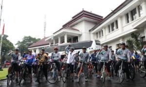 Gowes Peduli Sumatra