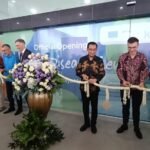 Pemotongan Bunga Resmikan Infectious Disease Center, UB Perkuat Peran Strategis di Sistem Kesehatan Nasional