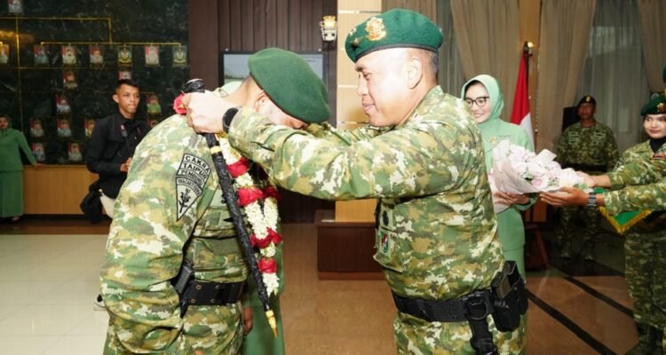 Prosesi Pelepasan Mayjen TNI Susilo, Simbol Penghormatan dan Kebanggaan Divif 2 Kostrad