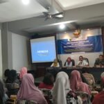 Babinsa Bareng Babinsa Bareng Dampingi Pelatihan Usaha Mikro Pembuatan Kue Kering