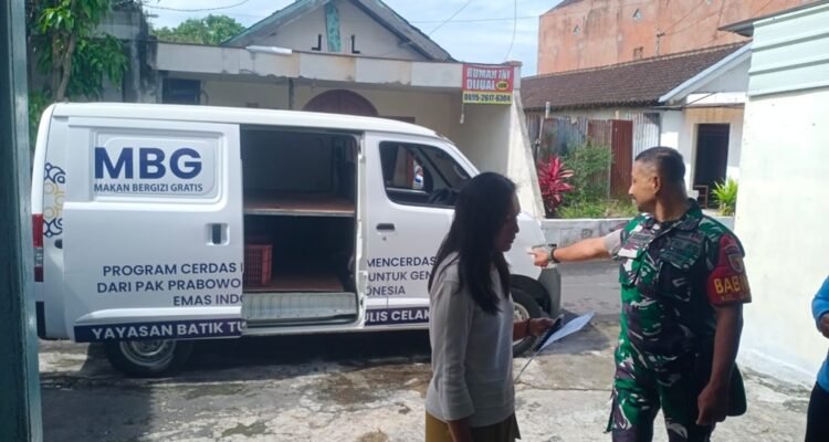 Babinsa Gadang Babinsa Gadang Kawal Distribusi Makan Bergizi Gratis bagi Balita, Ibu Hamil, dan Ibu Menyusui