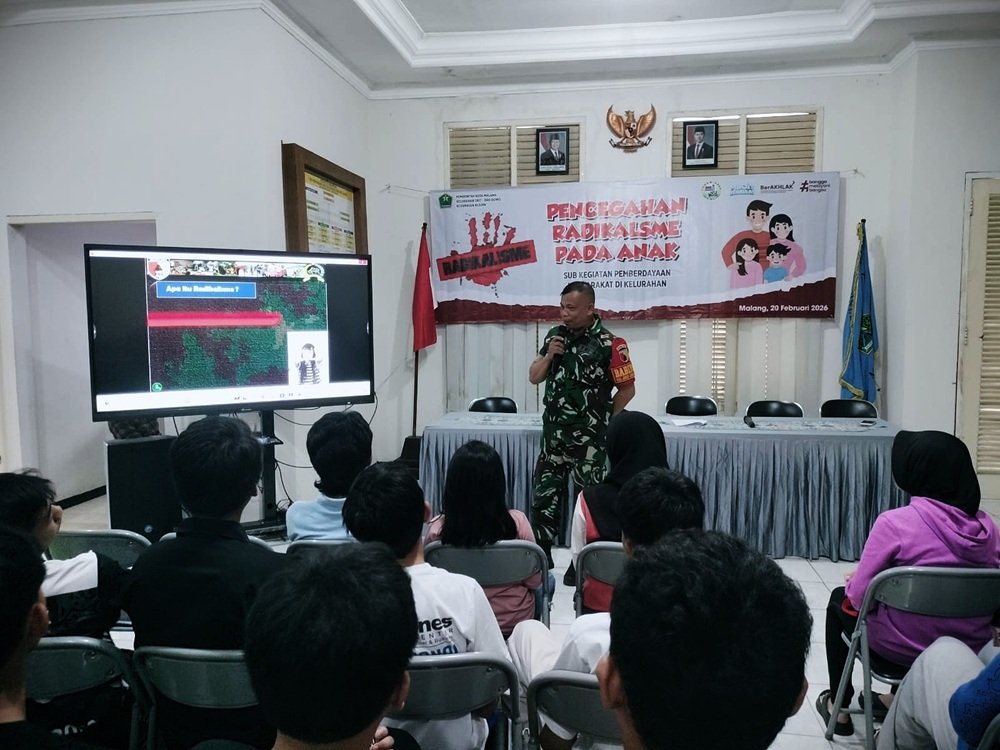 Babinsa Oro-Oro Dowo Berikan Sosialisasi Pencegahan Radikalisme pada Anak