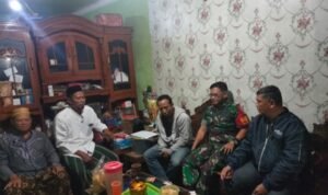 Patroli Humanis dan Dialogis Babinsa Purwantoro Jamin Kondusivitas Wilayah Binaan