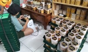 Cempaka Cookies Malang Ramadan Bawa Berkah, Cempaka Cookies di Kota Malang Kebanjiran Pesanan Pertahankan Resep Kuno