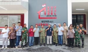 Dandim 0833 dampingi kunjungan Wadirut PT. Agrinas Pangan Nusantara tinjau Progres KDMP Arjowinangun Dandim 0833 dampingi kunjungan rombongan PT. Agrinas Pangan Nusantara tinjau Progres KDMP Arjowinangun