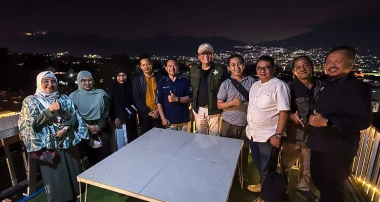 Ngopi Sam FMIPA UB (3) Bahas Mitigasi Bencana, Prof. Sukir UB Dorong Pendidikan Karakter Sejak Dini di Forum Ngopi SAM