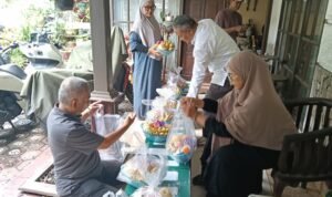 Jelang Ramadan, Alumni SMA Islam Malang 87 Adakan Baksos Peduli Alumni