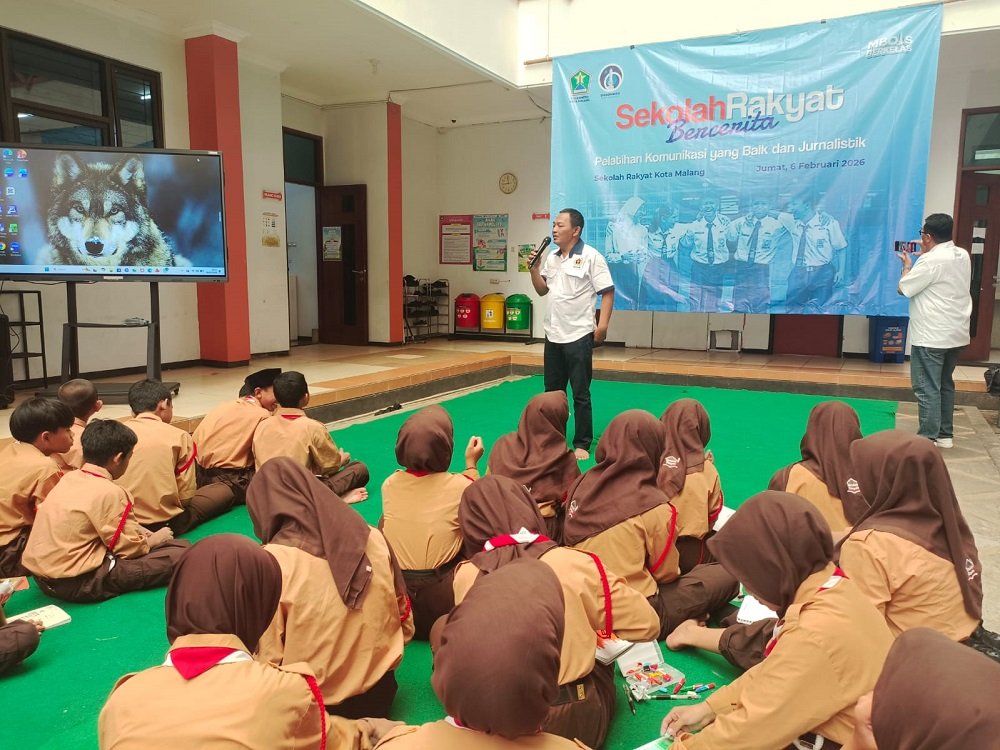 Peringati HPN, Diskominfo dan PWI Malang Raya Bekali Siswa Sekolah Rakyat Ilmu Jurnalistik