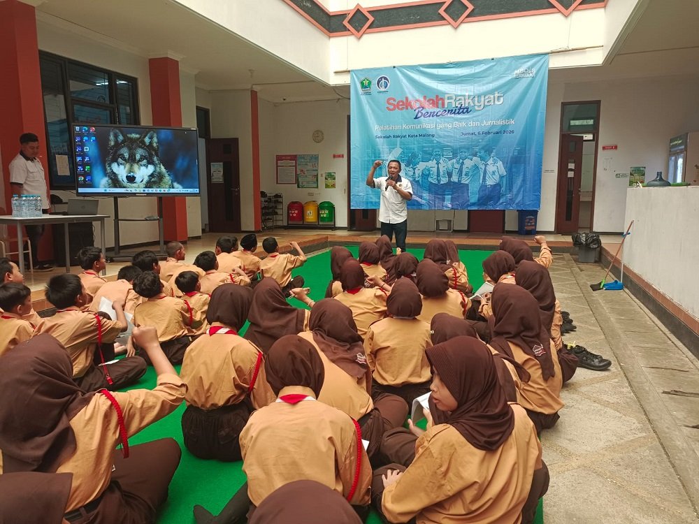 Peringati HPN, Diskominfo dan PWI Malang Raya Bekali Siswa Sekolah Rakyat Ilmu Jurnalistik