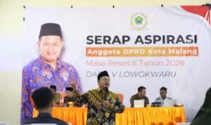 Trio Agus Purwono Serap Aspirasi Mahasiswa dan RTRW, Soroti Transportasi hingga Kendala PSU di Kota Malang (3) Trio Agus Purwono Serap Aspirasi Mahasiswa dan RTRW, Soroti Transportasi hingga Kendala PSU di Kota Malang