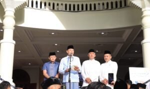 022-Wahyu Hidayat Masjid Jami' Momentum Idul Fitri 1447 H, Dandim 0833 dan Forkopimda Kota Malang Sholat Bersama di Masjid Jami