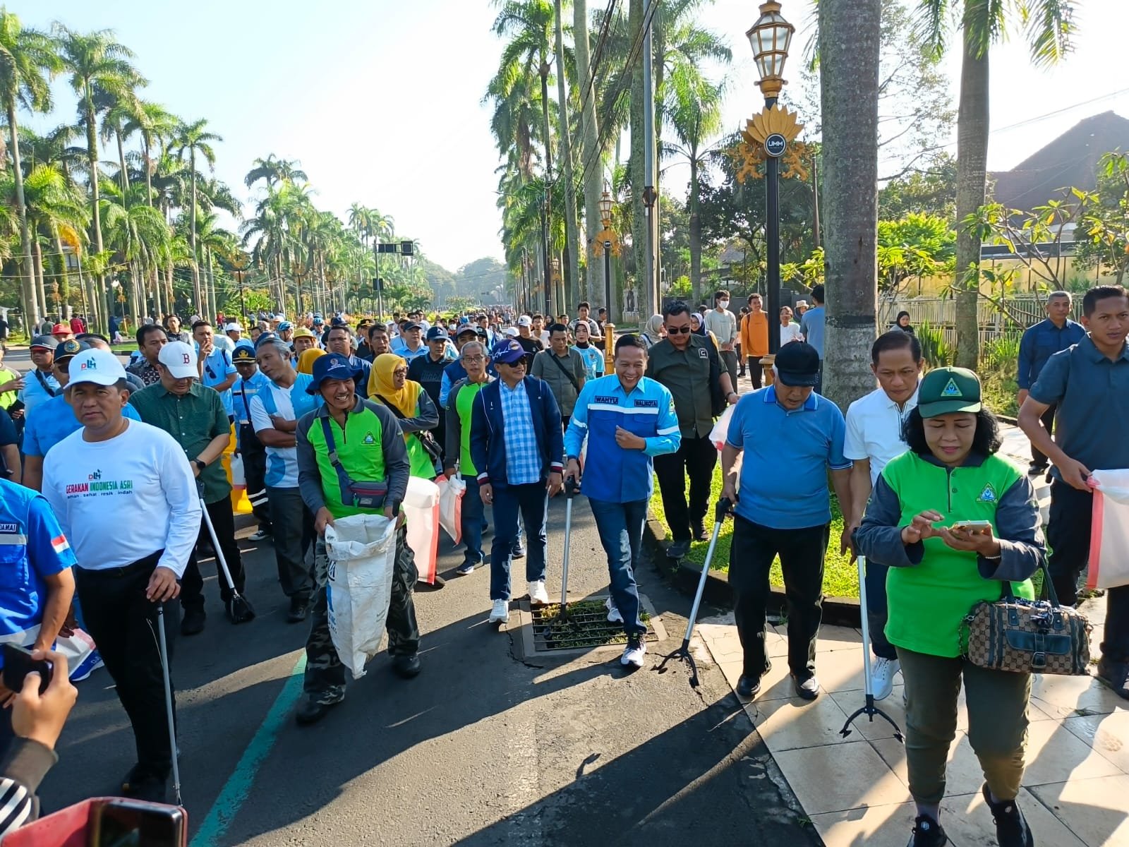 Dandim 0833 Dukung Aksi Bersih Lingkunganbdalam Rangka Gerakan Indonesia Asri
