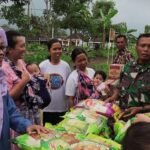Babinsa Arjowinangun Dukung UMKM Lewat Bazar Ramadhan dan Takjil Gratis