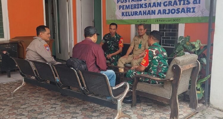 Babinsa Blimbing Perkuat Sinergitas Dengan Perangkat Kelurahan Arjosari