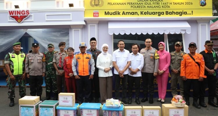 Dandim 0833 Dampingi Wali Kota Malang Tinjau Pos Pelayanan dan Masjid Besar Jelang Idul Fitri 1447 H