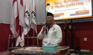 Ketua Fraksi PKS PKS Soroti Pemotongan TPP ASN Jelang Lebaran Saat Buka Bersama dan Media Gathering di Kantor DPD