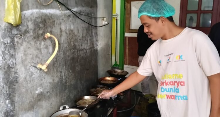 Program Berbagi Ramadan Malang Autism Center Libatkan Anak Autisme Salurkan Puluhan Ribu Nasi Berkah