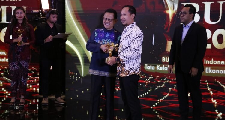 Perum Jasa Tirta I Raih Dua Penghargaan di Anugerah BUMN 2026