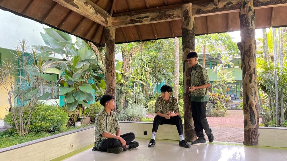 Suasana Hijau SMAN 6 Malang Bantu Siswa Jalani Puasa Ramadan dengan Nyaman