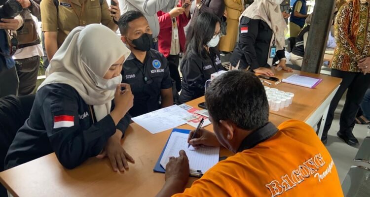 Cek Kesehatan Sopir Bus di Terminal Arjosari Malang, Ditemukan Indikasi Alkohol hingga Gangguan Pendengaran