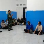 Babinsa Kedungkandang Perkuat Disiplin dan Nasionalisme Relawan MBG Melalui Sosialisasi